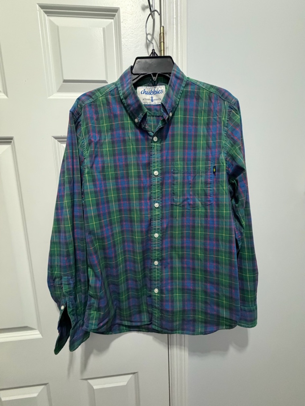 chubbies Green, Blue & Purple Plaid Button-Down Shirt size medium